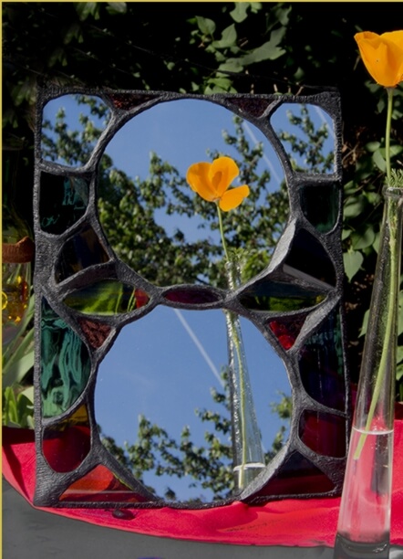 Création en vitrail ecologique lampe Floraluz