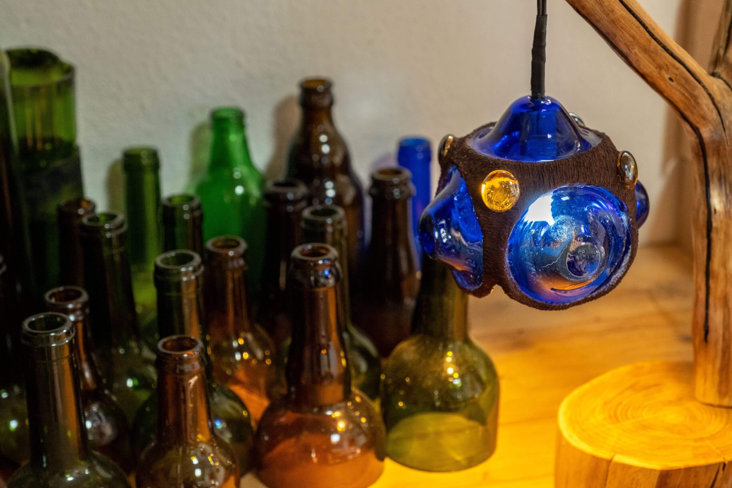 Création en vitrail ecologique lampe Floraluz